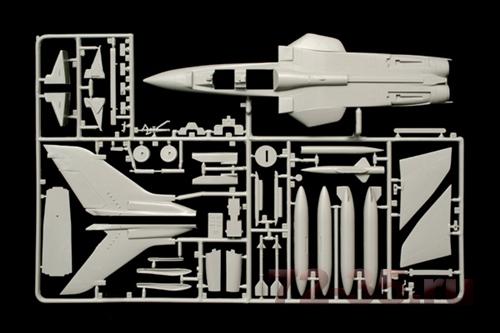 Самолет Tornado IDS "Black Panthers" ital1291_3.jpg