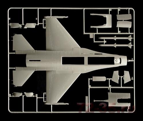 Самолет F-16 A Fighting Falcon ital2654_4.jpg