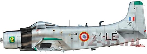 Самолет AD-4 Skyraider ital2697_9.jpg