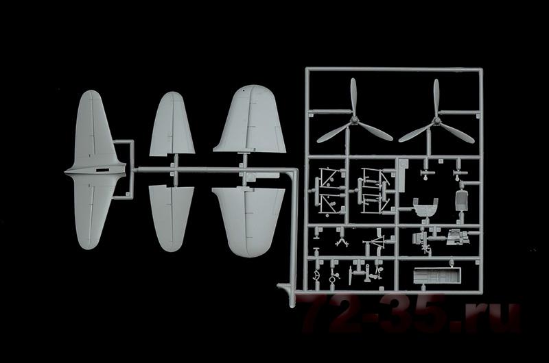 Самолет P-70A ital2724_6.jpg