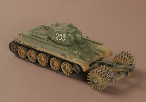 Т-34/76 с минным тралом ПТ-3 zv3580_2.gif